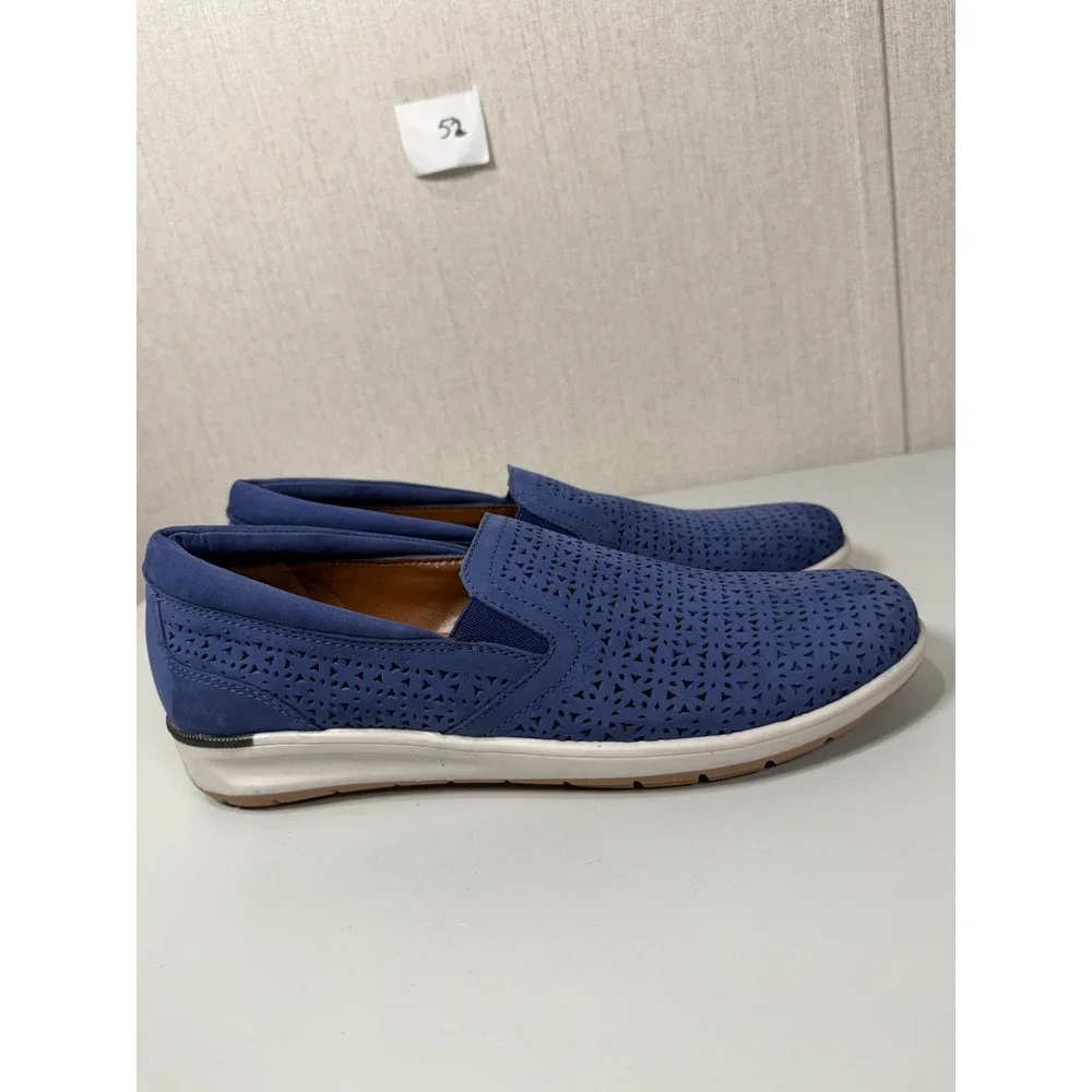 Walking Cradles Womens Blue Laser Cut Leather Slip On‎ Loafers Size 9.5 S Slim